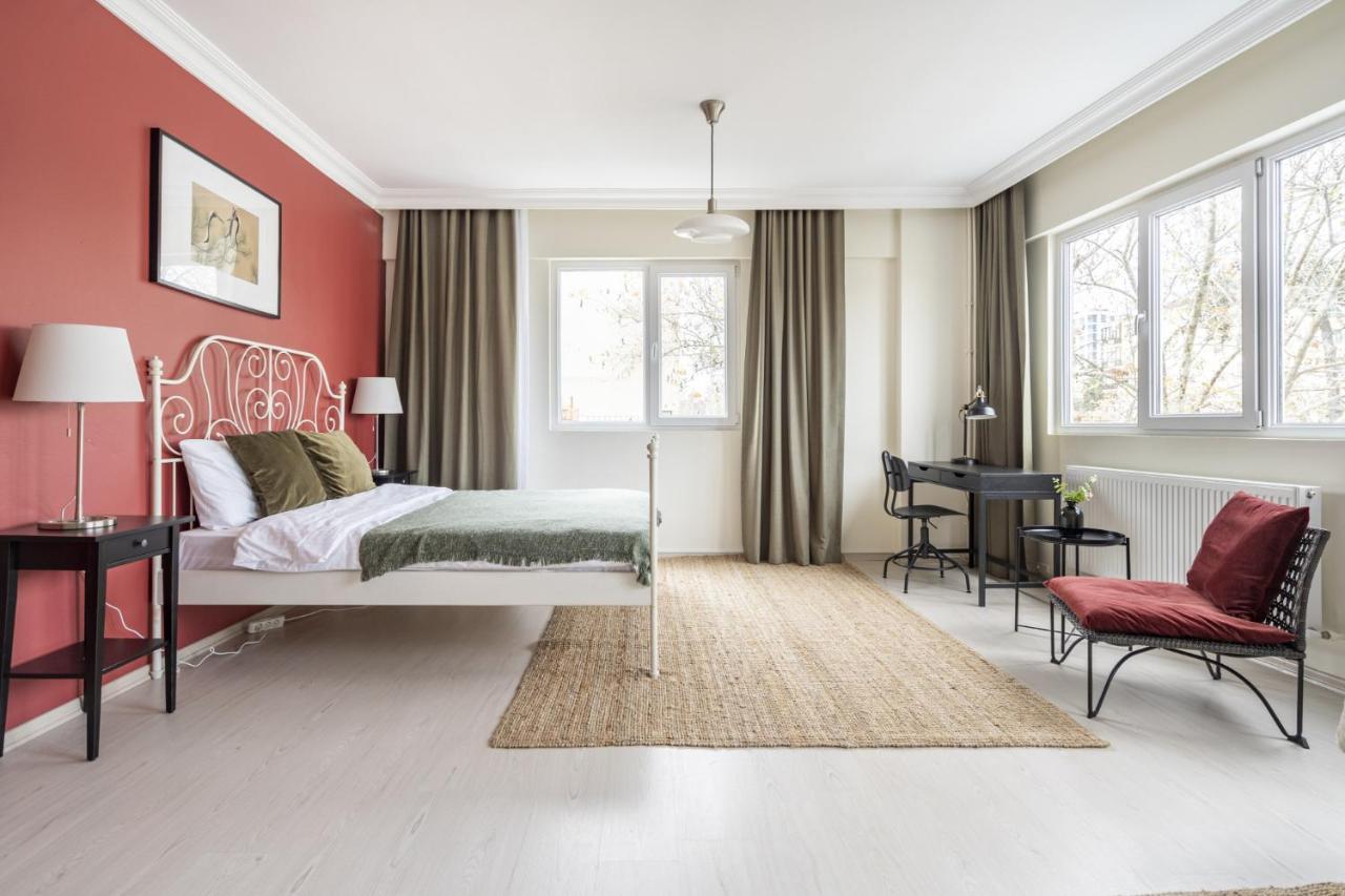 Appartement Modern Flat With Balcony On Bagdat Street à Istambul Extérieur photo